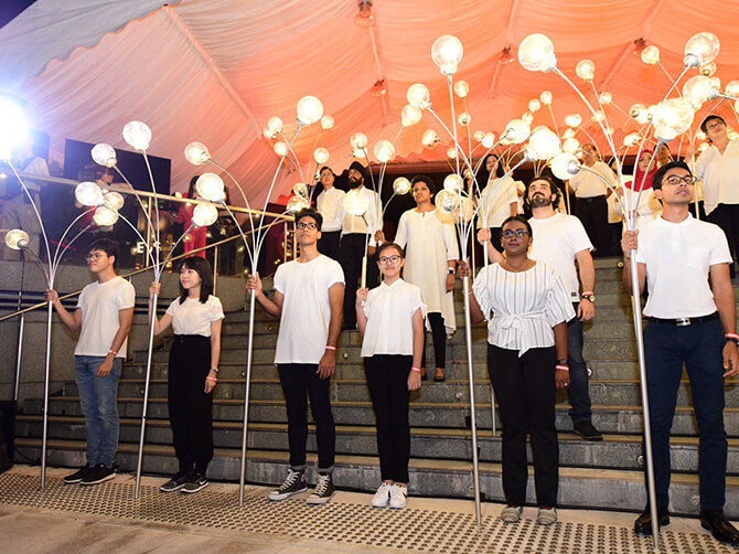 Light bearers at launch of Singapore Bicentennial